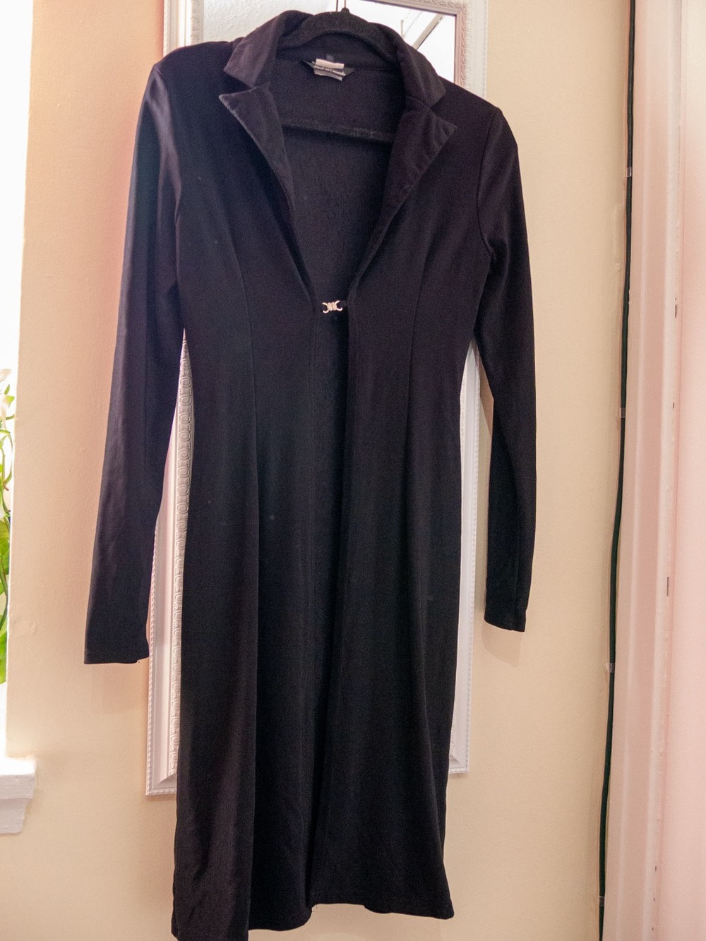 Classic Black Long-Sleeve  cardigan with Notch Collar